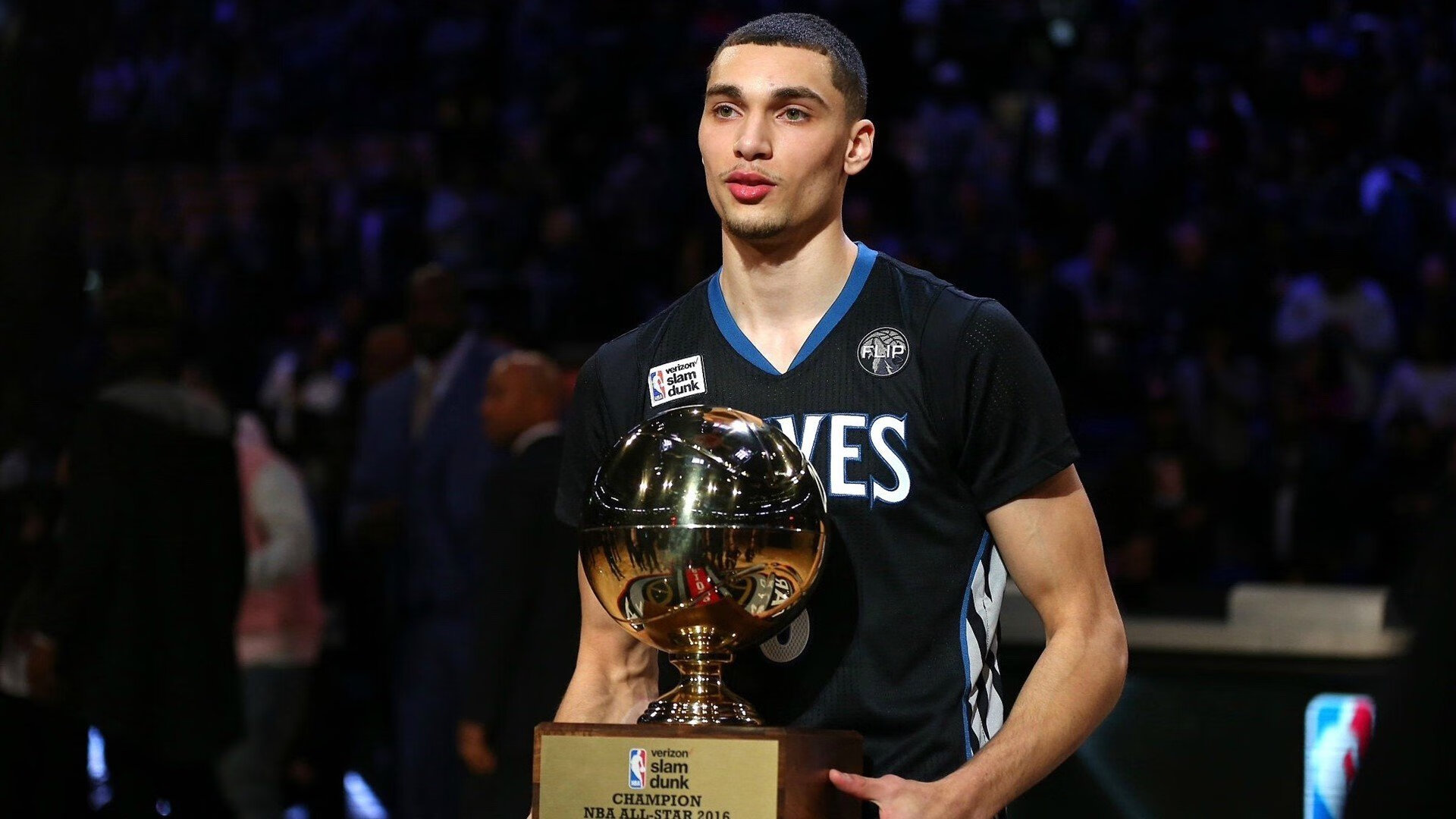 津门铁血险胜映照NBA神迹,当东方坚韧遇见西方天赋